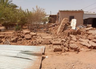 والي الشمالية يتفقد المتضررين من السيول والامطار بحلفا والي الشمالية يتفقد المتضررين من السيول والامطار بحلفا
