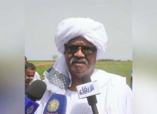 والي القضارف يؤمن على المشروعات الخدمية لشركة سودانى بالولاية والي القضارف يؤمن على المشروعات الخدمية لشركة سودانى بالولاية