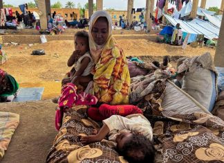 اشتباكات غربي السودان وغموض بشأن مصير مفاوضات بجنيف اشتباكات غربي السودان وغموض بشأن مصير مفاوضات بجنيف