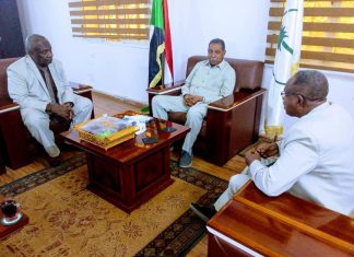والي الشمالية يلتقي نائب مدير عام البنك الزراعي السوداني والي الشمالية يلتقي نائب مدير عام البنك الزراعي السوداني