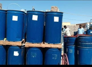 ابادة اكثر من ٤٠٠ برميل مواد لتصنيع العصائر بوادي حلفا ابادة اكثر من ٤٠٠ برميل مواد لتصنيع العصائر بوادي حلفا