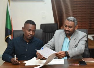 الصحة الإتحادية توقع عقد لشراء سيارات إسعاف بأكثر من ثلاثة ملايين دولار الصحة الإتحادية توقع عقد لشراء سيارات إسعاف بأكثر من ثلاثة ملايين دولار