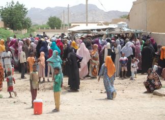 منظمة البحر الاحمر تنفذ مشروعات اغاثية للنازحين منظمة البحر الاحمر تنفذ مشروعات اغاثية للنازحين