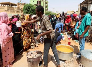 برنامج الأغذية العالمي يحقق في «شبهة تحايل» لعملياته بالسودان برنامج الأغذية العالمي يحقق في «شبهة تحايل» لعملياته بالسودان