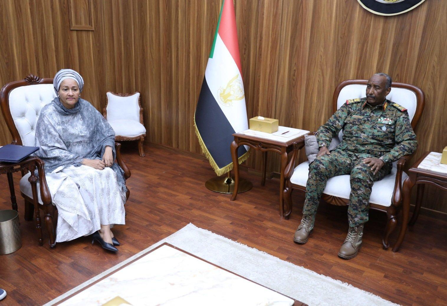 البرهان يلتقي نائبة غوتيريش وتشديد بشأن وقف الحرب والأزمة الإنسانية والسودان ينقل للأمم المتحدة توجس من أمر البرهان يلتقي نائبة غوتيريش وتشديد بشأن وقف الحرب والأزمة الإنسانية والسودان ينقل للأمم المتحدة توجس من أمر