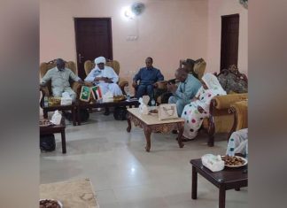 والي القضارف ومعتمد اللاجئين بالسودان يبحثان عدد من قضايا والي القضارف ومعتمد اللاجئين بالسودان يبحثان عدد من قضايا