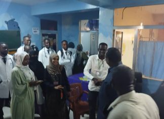 والي شمال كردفان يقف على الامتحان السريري لطلاب الدفعة25 بكلية الطب جامعة كردفان والي شمال كردفان يقف على الامتحان السريري لطلاب الدفعة25 بكلية الطب جامعة كردفان