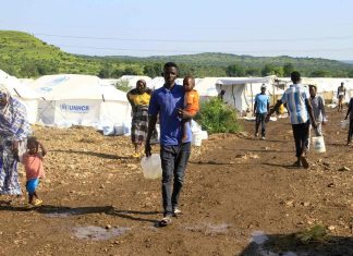 اشتباكات في سنار وتحذير من تفاقم الوضع الإنساني بالسودان اشتباكات في سنار وتحذير من تفاقم الوضع الإنساني بالسودان