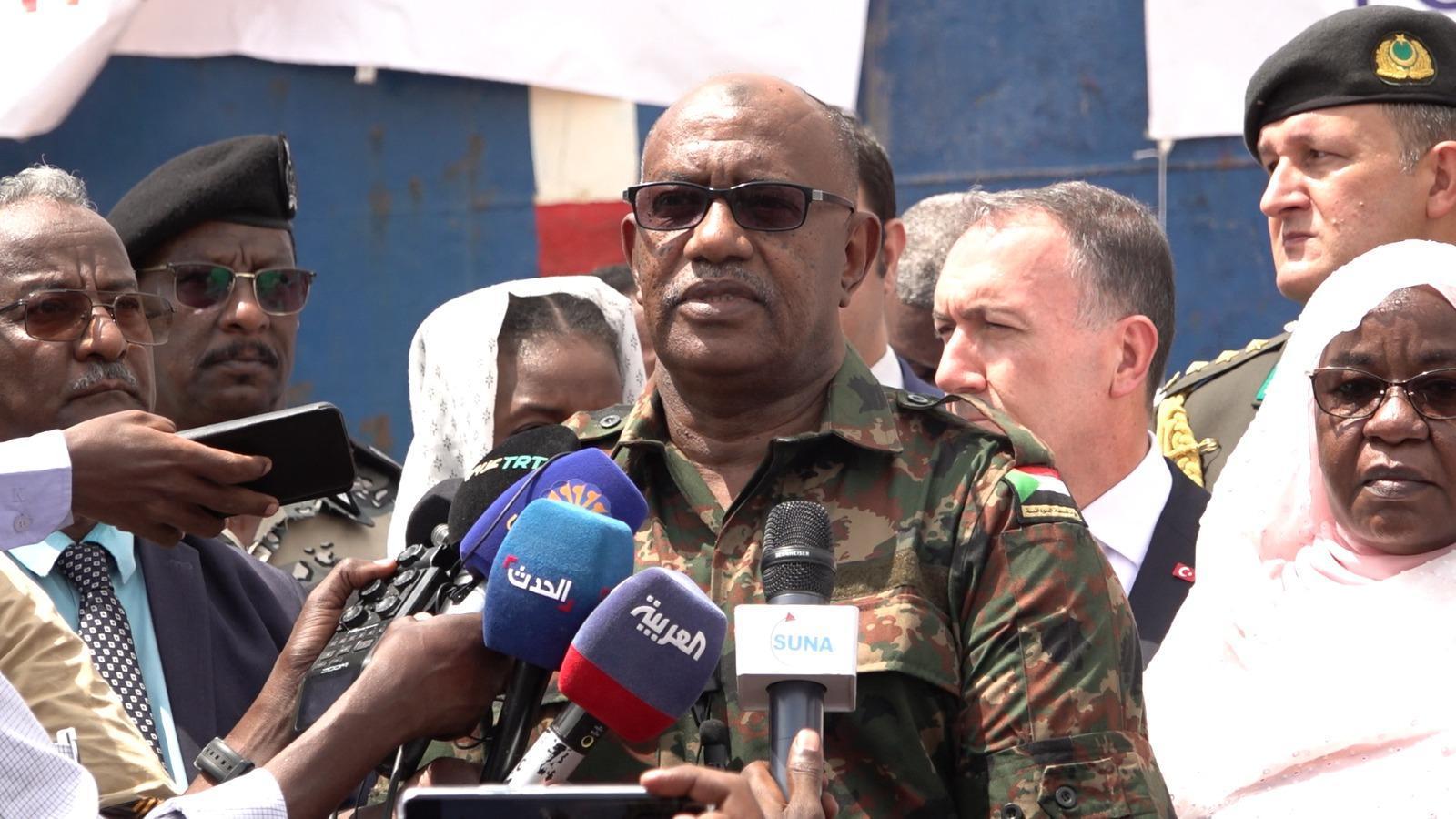 والي البحر الأحمر يشيد بسرعة استجابة تركيا لحاجات السودانيين والي البحر الأحمر يشيد بسرعة استجابة تركيا لحاجات السودانيين