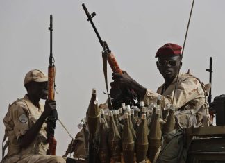 الجيش السوداني يدمر مطار نيالا بعد إستقبال طائرة لقوات الدعم السريع الجيش السوداني يدمر مطار نيالا بعد إستقبال طائرة لقوات الدعم السريع
