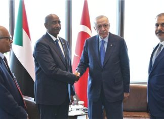 رئيس مجلس السيادة الإنتقالي يلتقي الرئيس التركي رئيس مجلس السيادة الإنتقالي يلتقي الرئيس التركي