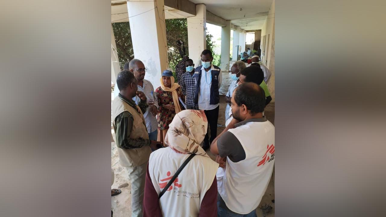 تسجيل حالات اشتباه لمرض جدرى القرود بمعسكر الطنيدبة للاجئين الاثيوبين تسجيل حالات اشتباه لمرض جدرى القرود بمعسكر الطنيدبة للاجئين الاثيوبين