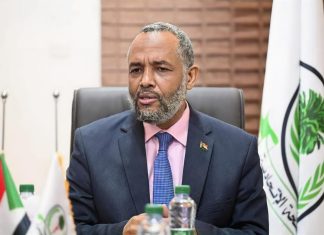 وزير الصحة السوداني يكشف للجزيرة نت حجم تفشي “الكوليرا” وزير الصحة السوداني يكشف للجزيرة نت حجم تفشي "الكوليرا"