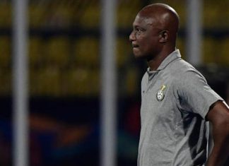 كواسي أبياه بين ثقة الجماهير السودانية وتحذيرات الغانيين كواسي أبياه بين ثقة الجماهير السودانية وتحذيرات الغانيين