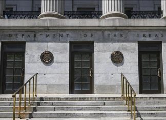 عقوبات أمريكية على شقيق حميدتي “لتوريده أسلحة” إلى السودان عقوبات أمريكية على شقيق حميدتي "لتوريده أسلحة" إلى السودان