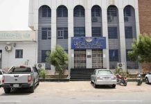 العجز التجاري السوداني يتفاقم وقيمة الجنيه خسرت 327% خلال سنة العجز التجاري السوداني يتفاقم وقيمة الجنيه خسرت 327% خلال سنة