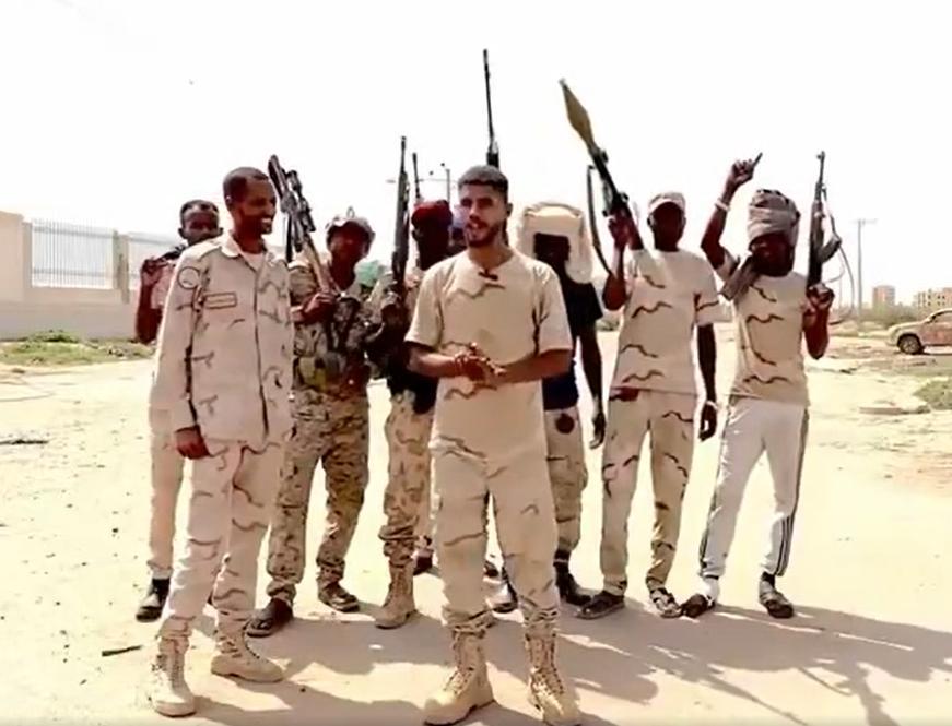 الدعم السريع تقتل 2 ويصيب 5 آخرين بمنطقة حجر العسل
