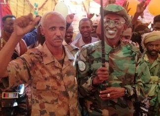 ممثل والي ولاية سنار يقف على جاهزية المجاهدين والمستنفرين لاسناد القوات المسلحة لتحرير ولايتي سنار والجزيرة ممثل والي ولاية سنار يقف على جاهزية المجاهدين والمستنفرين لاسناد القوات المسلحة لتحرير ولايتي سنار والجزيرة