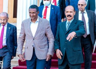 أفورقي يكشف تفاصيل زيارة حميدتي إلى إريتريا ورؤيته لأزمة السودان أفورقي يكشف تفاصيل زيارة حميدتي إلى إريتريا ورؤيته لأزمة السودان