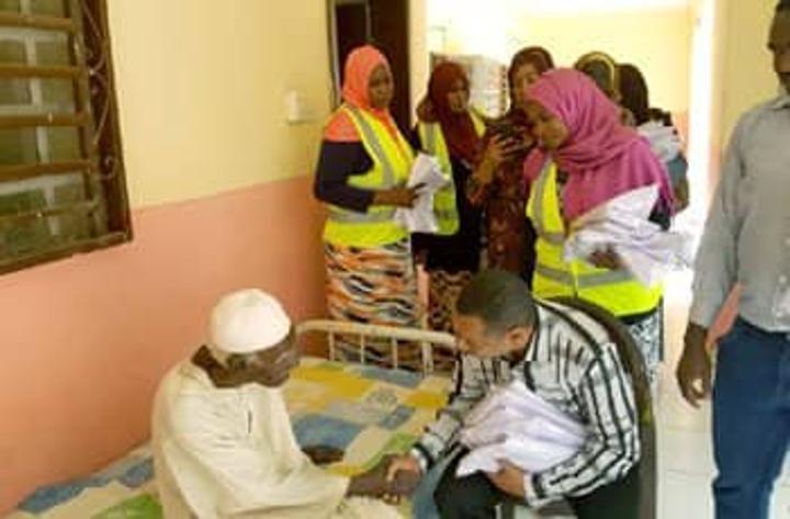 المسنون السودانيون يعيشون أوضاعاً مأسوية في معسكرات النزوح المسنون السودانيون يعيشون أوضاعاً مأسوية في معسكرات النزوح