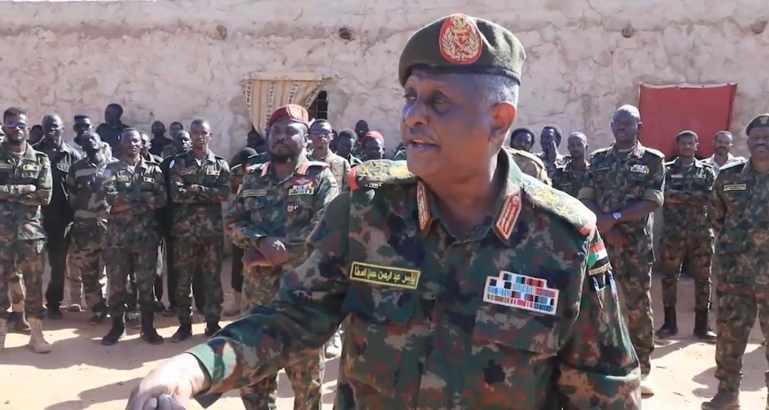 ياسر العطا يتحدث عن “شيطان السودان” أمام القوات المشتركة وكتائب الثوار