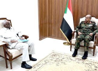 عضو مجلس السيادة الفريق إبراهيم جابر يطلع على مجمل الأوضاع بولاية النيل الأبيض عضو مجلس السيادة الفريق إبراهيم جابر يطلع على مجمل الأوضاع بولاية النيل الأبيض