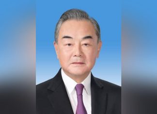 وزير خارجية جمهورية الصين الشعبية يهنيء الدكتور علي يوسف بمناسبة تعيينه وزير خارجية جمهورية الصين الشعبية يهنيء الدكتور علي يوسف بمناسبة تعيينه