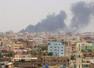 الجيش السوداني يصد هجومًا كاسحًا لقوات الدعم السريع بالطائرات المسيرة والمدفعية الثقيلة بالخرطوم بحري وتدمير منازل الجيش السوداني يصد هجومًا كاسحًا لقوات الدعم السريع بالطائرات المسيرة والمدفعية الثقيلة بالخرطوم بحري وتدمير منازل