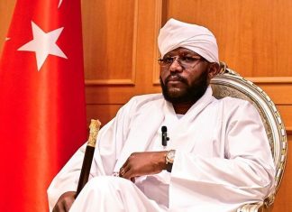 سلطان دارفور: لا مجال لإنهاء الحرب بالسودان إلا بالمصالحات والسلام (مقابلة) سلطان دارفور: لا مجال لإنهاء الحرب بالسودان إلا بالمصالحات والسلام (مقابلة)