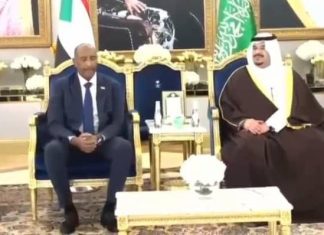 البرهان يصل الرياض وقطر تقدم تعهدات في أزمة السودان وتدعوه لزيارة الدوحة البرهان يصل الرياض وقطر تقدم تعهدات في أزمة السودان وتدعوه لزيارة الدوحة