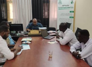 وزير الصحة والتنمية الإجتماعية بولاية القضارف يتراس الاجتماع الدوري للجنة النفايات الطبية وزير الصحة والتنمية الإجتماعية بولاية القضارف يتراس الاجتماع الدوري للجنة النفايات الطبية