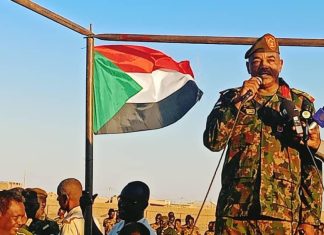 والي الشمالية يخاطب تخريج معسكرات الكرامة الثانية بوحدة عبري الإدارية والي الشمالية يخاطب تخريج معسكرات الكرامة الثانية بوحدة عبري الإدارية