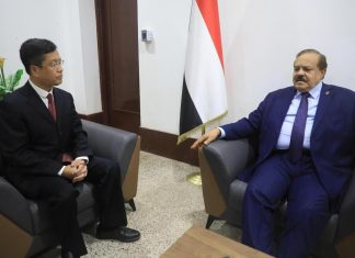وزير الخارجية يبحث مع القائم بأعمال سفارة الصين بالسودان التعاون بين البلدين في كل المجالات. وزير الخارجية يبحث مع القائم بأعمال سفارة الصين بالسودان التعاون بين البلدين في كل المجالات.