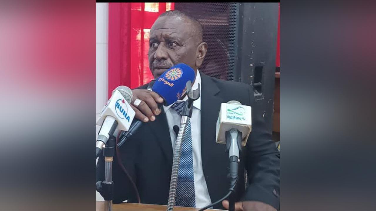 والي الجزيرة يهني الشعب السوداني بتأهل الفريق القومي لنهائيات امم أفريقيا بالمغرب والي الجزيرة يهني الشعب السوداني بتأهل الفريق القومي لنهائيات امم أفريقيا بالمغرب