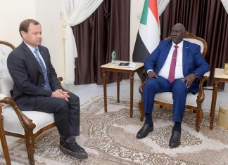 نائب رئيس مجلس السيادة يلتقي المبعوث الأمريكي الخاص للسودان نائب رئيس مجلس السيادة يلتقي المبعوث الأمريكي الخاص للسودان