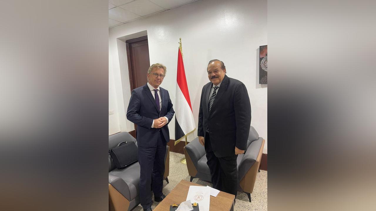 وزير الخارجية يستقبل القائم بأعمال السفارة الألمانية وزير الخارجية يستقبل القائم بأعمال السفارة الألمانية