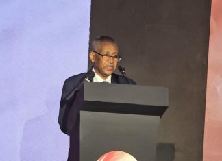 عدوي: الحرب المفروضه على السودان اثرت على النشاط اﻻقتصادى والتجاري عدوي: الحرب المفروضه على السودان اثرت على النشاط اﻻقتصادى والتجاري