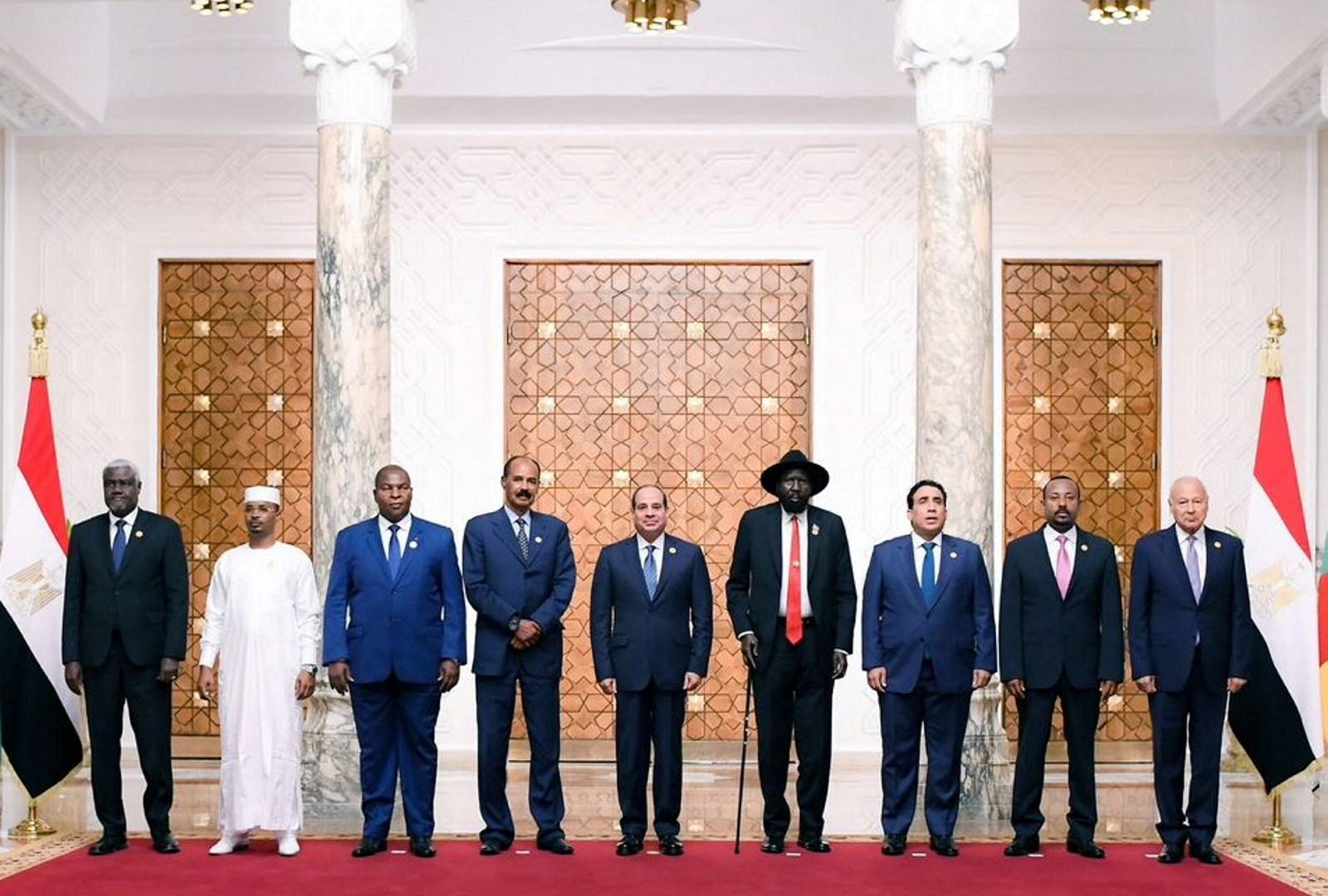 تحركات إقليمية جديدة بحثا عن التوافق بين فرقاء السودان تحركات إقليمية جديدة بحثا عن التوافق بين فرقاء السودان