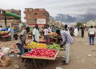 اقتصاديون لوزارة المالية: معاش السودانيين أولوية في موازنة 2025 اقتصاديون لوزارة المالية: معاش السودانيين أولوية في موازنة 2025