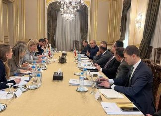 مصر وبريطانيا تبحثان تعزيز التعاون وأوضاع السودان والصومال مصر وبريطانيا تبحثان تعزيز التعاون وأوضاع السودان والصومال