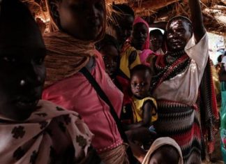 الجوع يدفع السودانيين إلى الفرار من بلادهم الجوع يدفع السودانيين إلى الفرار من بلادهم