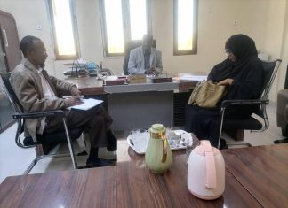 مدير عام البنى التحتية بالشمالية ومدير الهيئة القومية للطرق والجسور بالقطاع الشمالي يبحثان تنفيذ الطرق المقترحة مدير عام البنى التحتية بالشمالية ومدير الهيئة القومية للطرق والجسور بالقطاع الشمالي يبحثان تنفيذ الطرق المقترحة