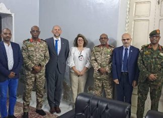الامين العام لوزارة الدفاع يلتقي مدير المنظمة الدولية للصليب الأحمر بالسودان الامين العام لوزارة الدفاع يلتقي مدير المنظمة الدولية للصليب الأحمر بالسودان