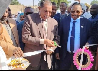 والي الشمالية ومدير عام الموارد المعدنية يفتتحان مشاريع المسؤولية المجتمعية بوحدة شرق النيل بمحلية دنقلا والي الشمالية ومدير عام الموارد المعدنية يفتتحان مشاريع المسؤولية المجتمعية بوحدة شرق النيل بمحلية دنقلا