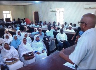 وزير التربية بكسلا يعقد اجتماع لاكمال الترتيبات لامتحانات الشهادة السودانية بالولاية وزير التربية بكسلا يعقد اجتماع لاكمال الترتيبات لامتحانات الشهادة السودانية بالولاية