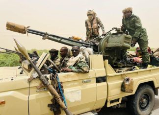 الجيش السوداني والقوة المشتركة تستردان مناطق جديدة من الدعم السريع والإستيلاء على مخزون ذخائر وأسلحة ومركبات قتالية الجيش السوداني والقوة المشتركة تستردان مناطق جديدة من الدعم السريع والإستيلاء على مخزون ذخائر وأسلحة ومركبات قتالية
