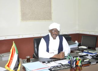سفير السودان لدى إثيوبيا يطمئن على ترتيبات إنطلاق امتحانات الشهادة السودانية المؤجلة سفير السودان لدى إثيوبيا يطمئن على ترتيبات إنطلاق امتحانات الشهادة السودانية المؤجلة
