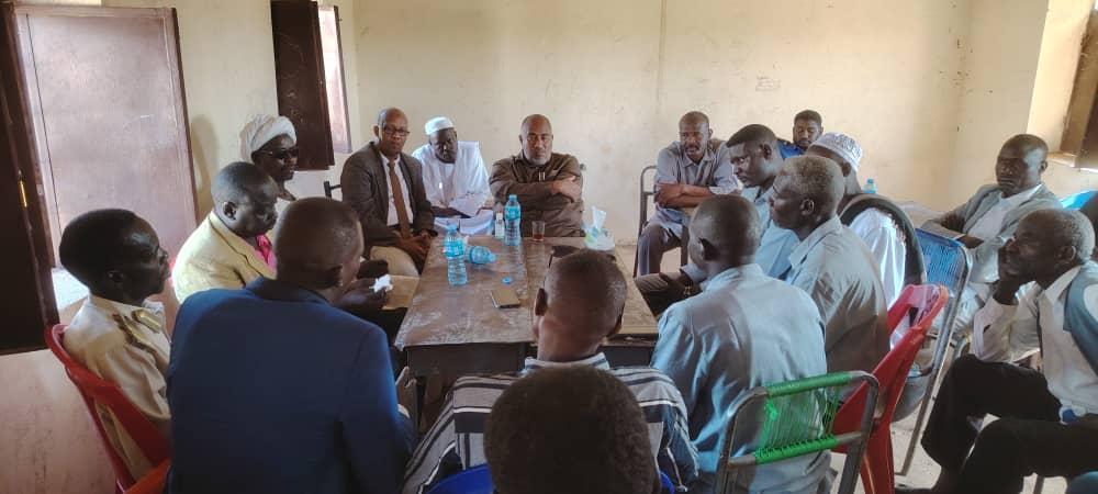 مدير الصحة بالقضارف يناقش مع الشعبيين بمنطقة الدهيماء بمحلية قلع النحل مشاريع التنمية والخدمات الصحية مدير الصحة بالقضارف يناقش مع الشعبيين بمنطقة الدهيماء بمحلية قلع النحل مشاريع التنمية والخدمات الصحية