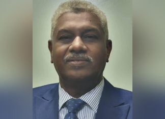 أمين جهاز تنظيم شؤون السودانيين بالخارج يشيد بجهود سفارة السودان بالقاهرة في الإعداد والتحضير ومتابعة سير امتحانات الشهادة السودانية أمين جهاز تنظيم شؤون السودانيين بالخارج يشيد بجهود سفارة السودان بالقاهرة في الإعداد والتحضير ومتابعة سير امتحانات الشهادة السودانية