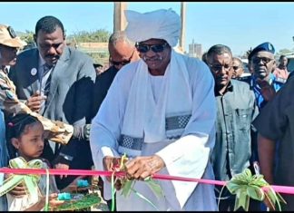 والي القضارف يفتتح مقر التأمين الصحي لقطاع بلدية القضارف والي القضارف يفتتح مقر التأمين الصحي لقطاع بلدية القضارف